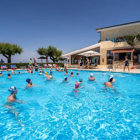 Villaggio Roller Club 3* Ricadi