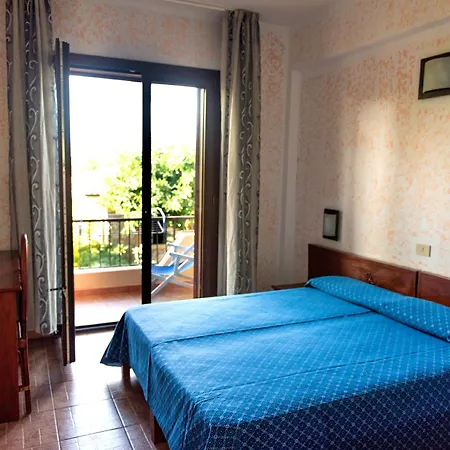 Hotel Villaggio Roller Club 3*